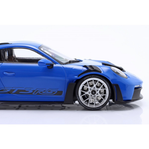 Porsche 911 (992) GT3 RS 2023 blau / Decor silber 1:18